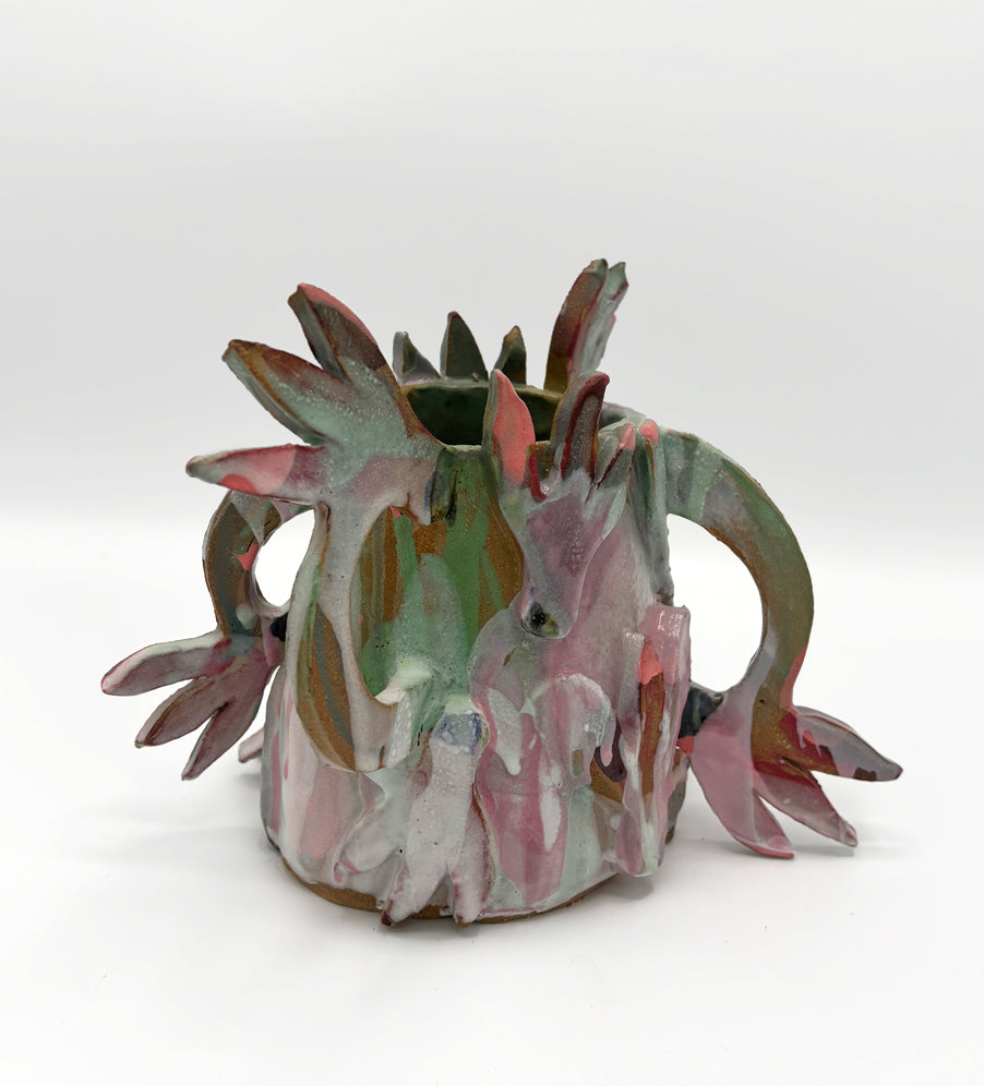 Cyclamens in the wild - Vase