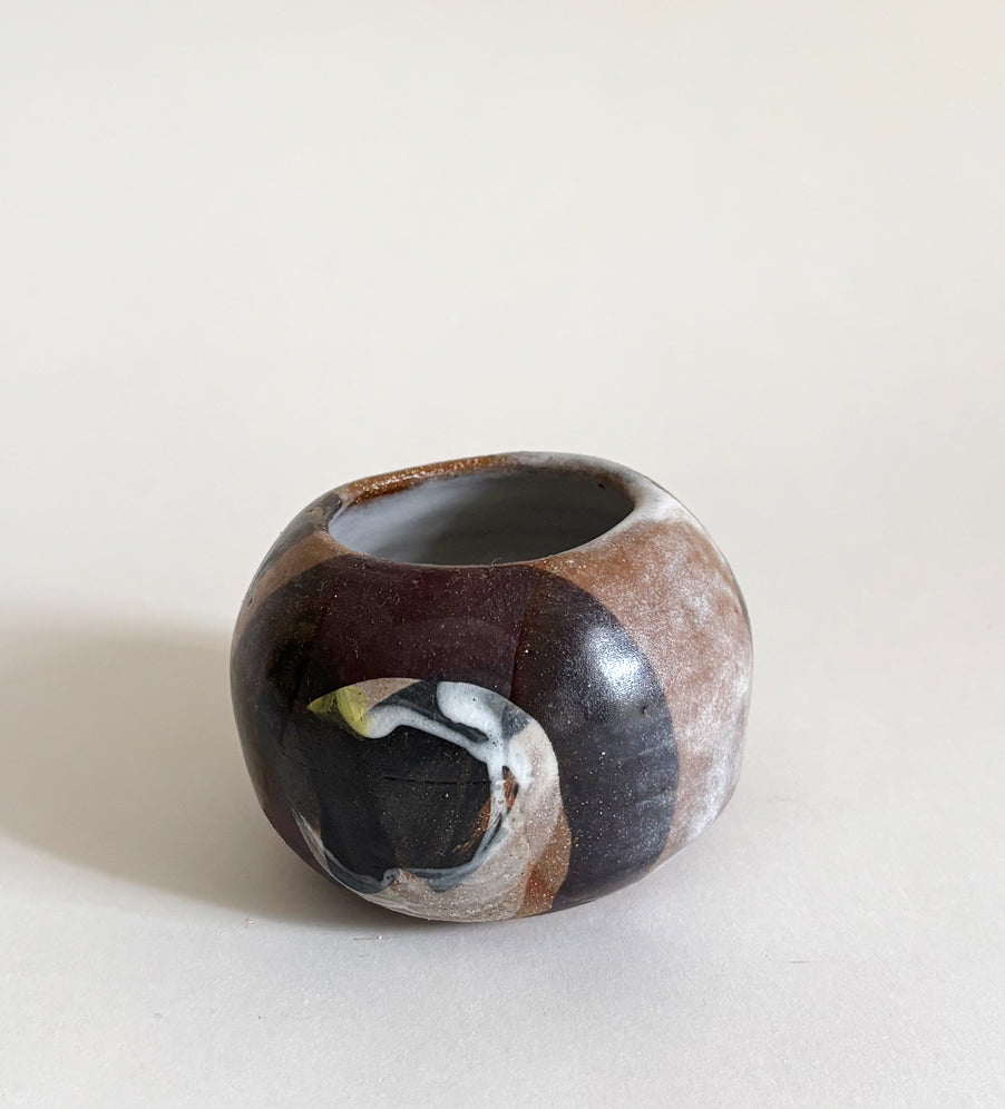 Hot Summer -Tiny vase