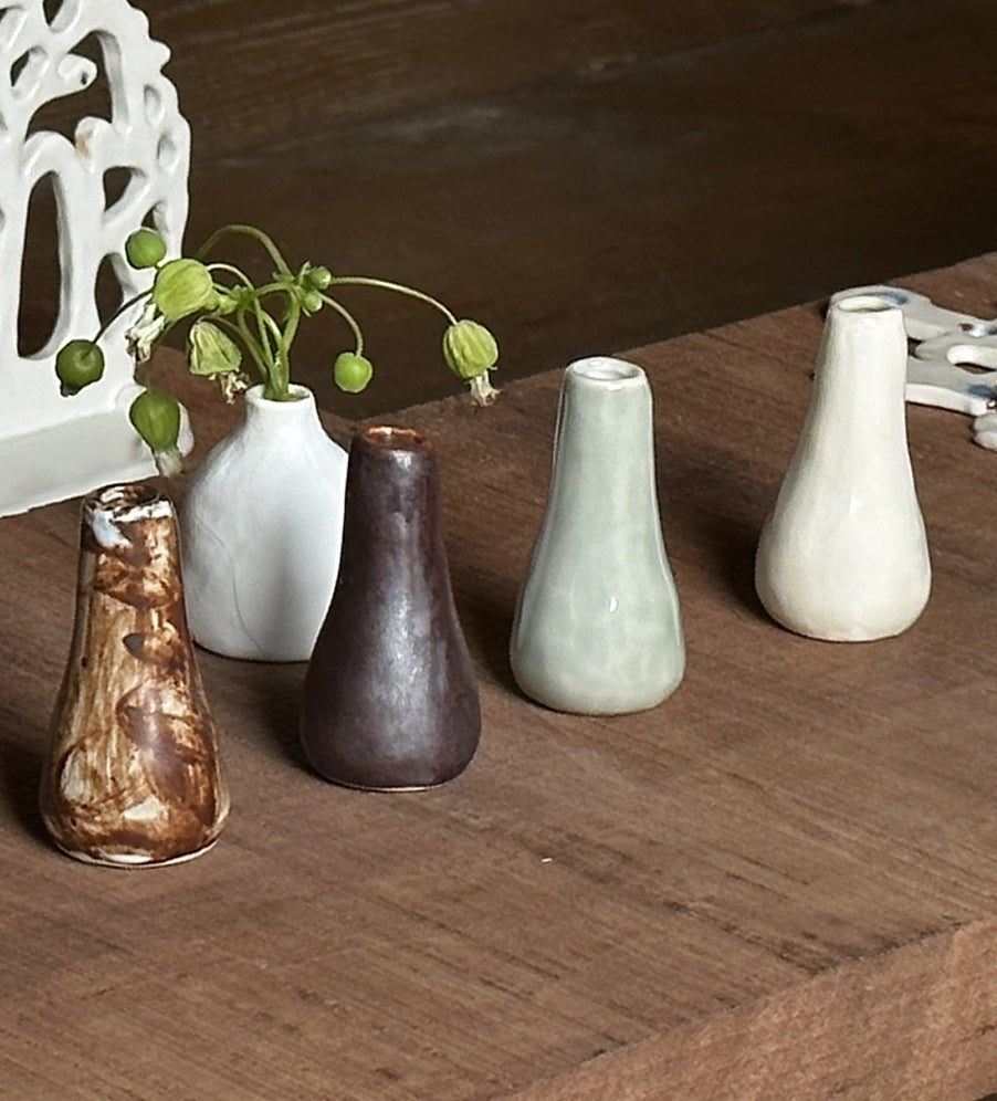 PORCELAIN MINI BOTTLE