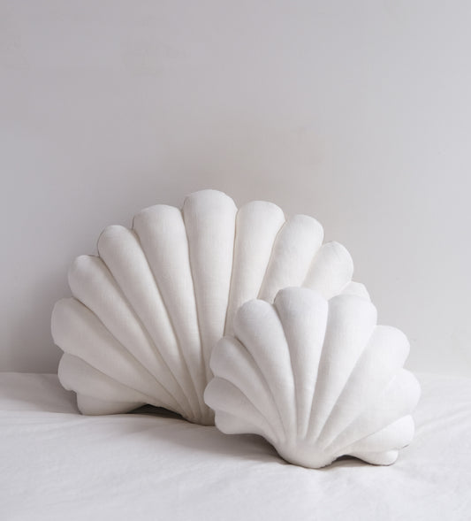 Pair of Large & Small Shell Pillows in Linen - White