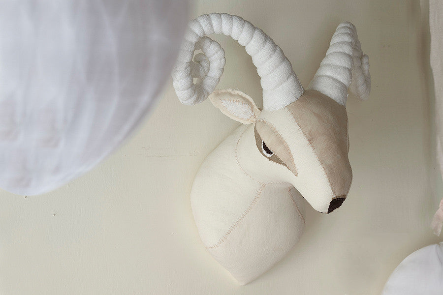 Porcelain - Photos by Ngoc Minh Ngo