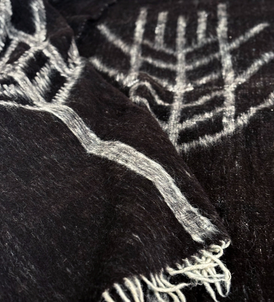 Wheat hand woven wool blanket - Chalk black & White