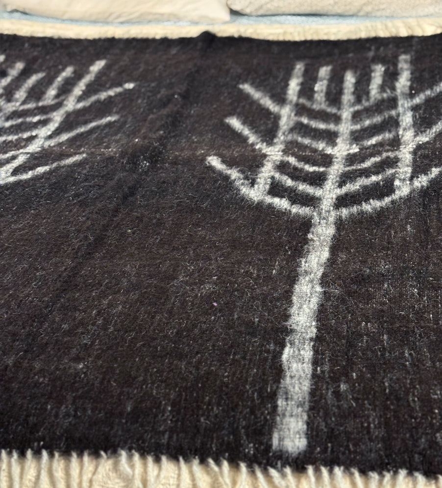 Wheat hand woven wool blanket - Chalk black & White