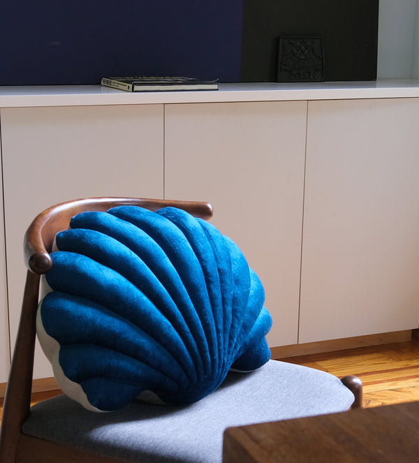 SHELL PILLOWS IN VELVET - COBALT BLUE