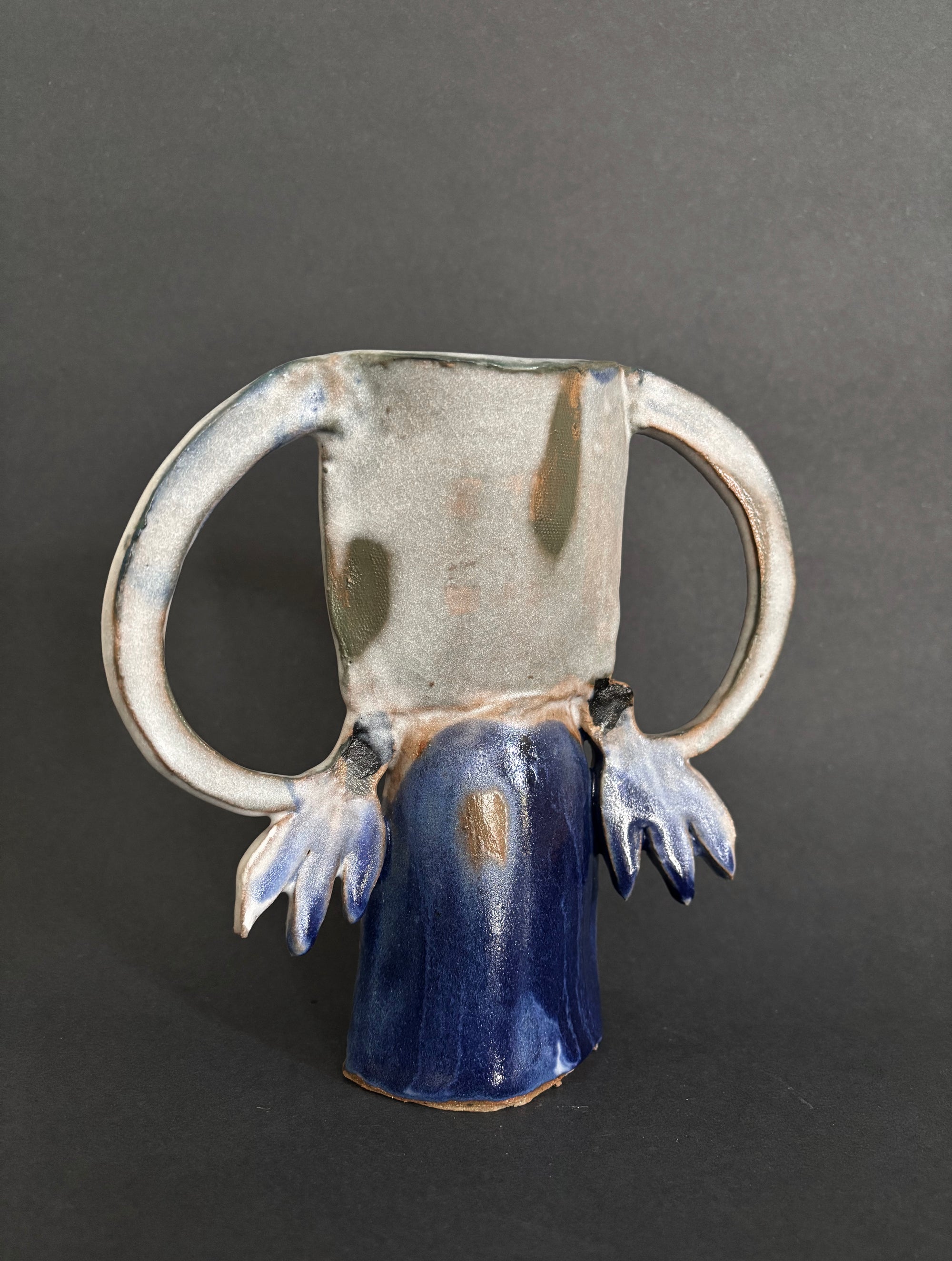 Two cyclamens vase - blue