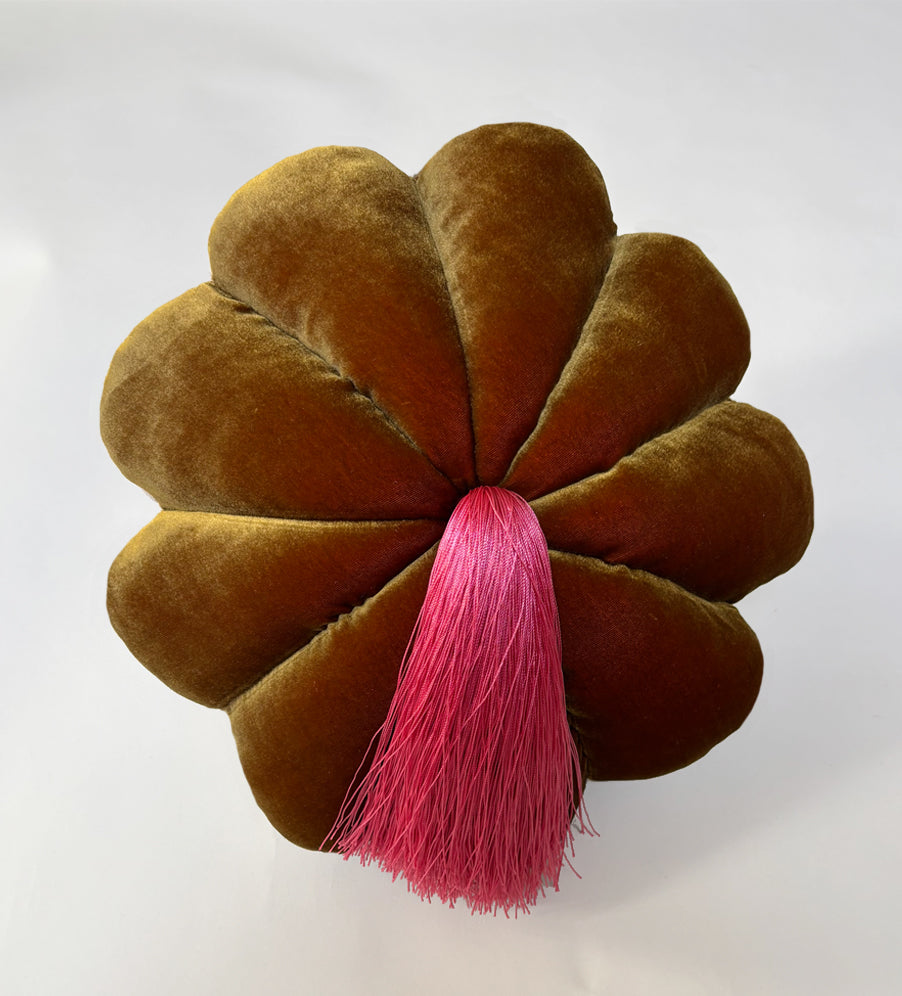 FULL BLOOM, OCHRE - PINK TASSEL