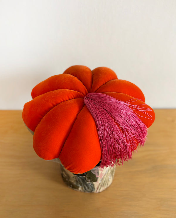 FULL BLOOM, ORANGE - PINK TASSEL