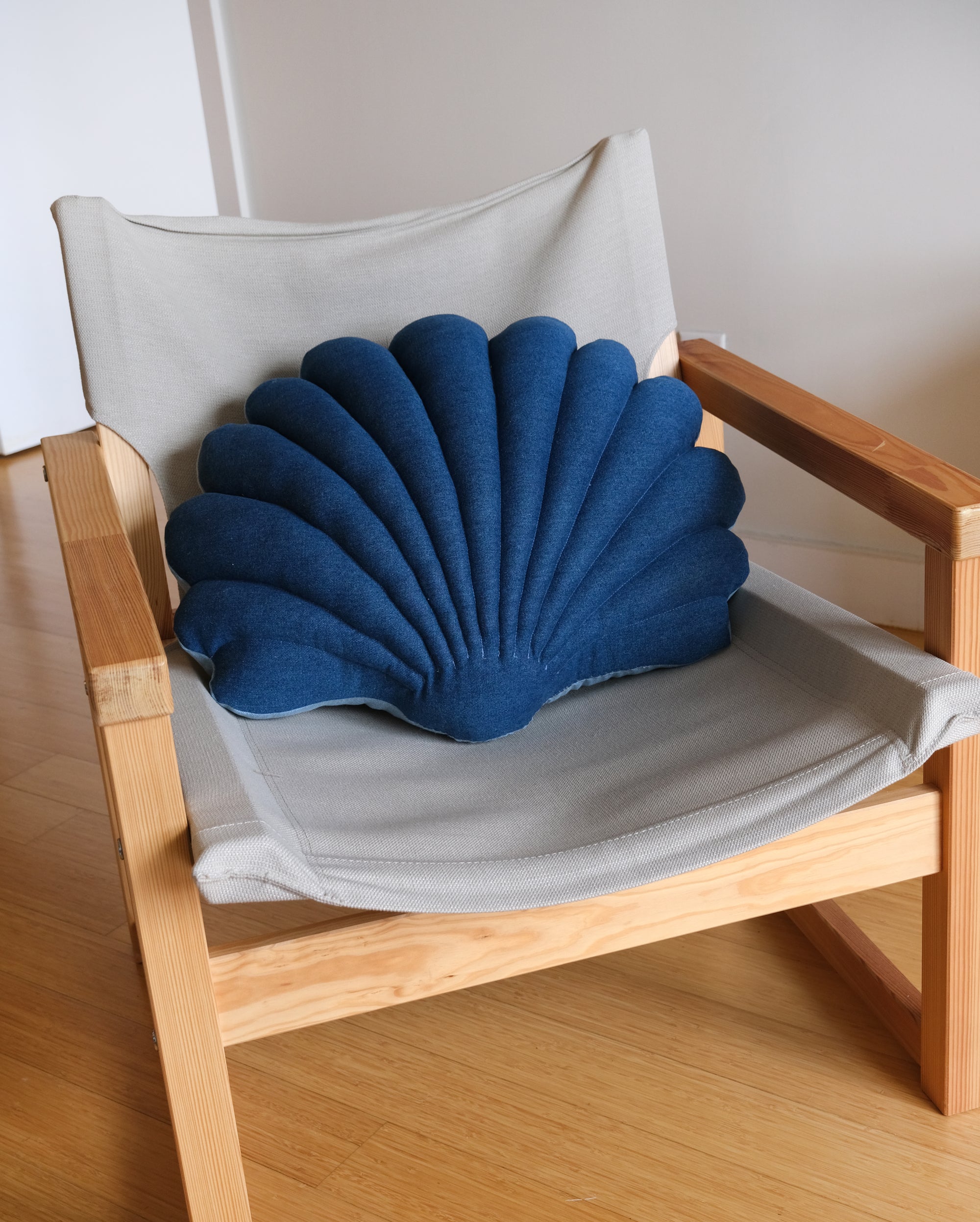 Large denim shell pillow N.4