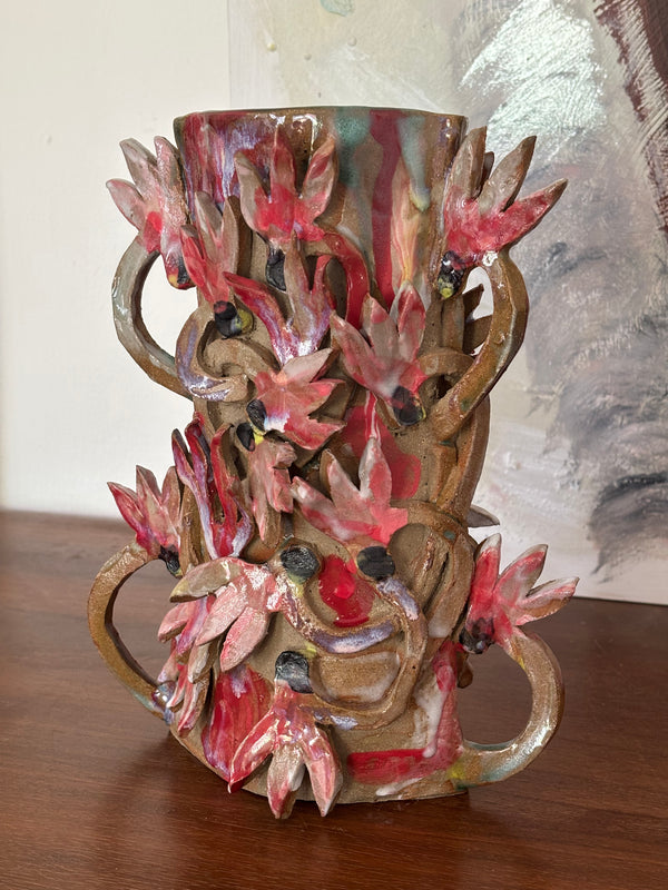 Cyclamens in the wild - Vase 3