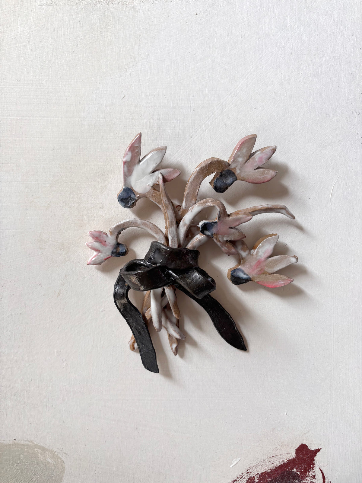 Tiny cyclamens bouquet wall candle holder