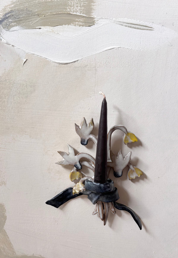 Tiny cyclamens & Snow bells bouquet wall candle holder