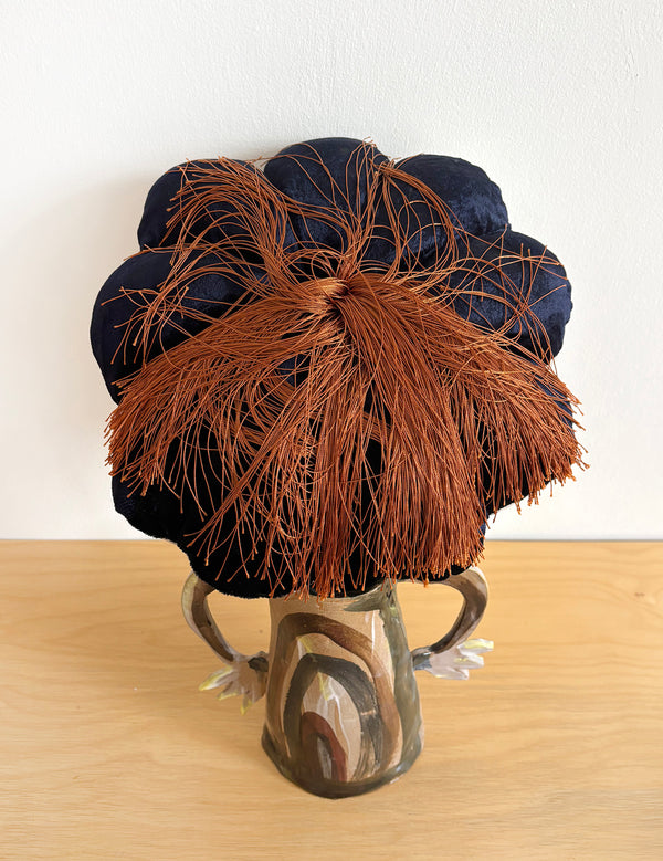 FULL BLOOM, black - BROWN TASSEL