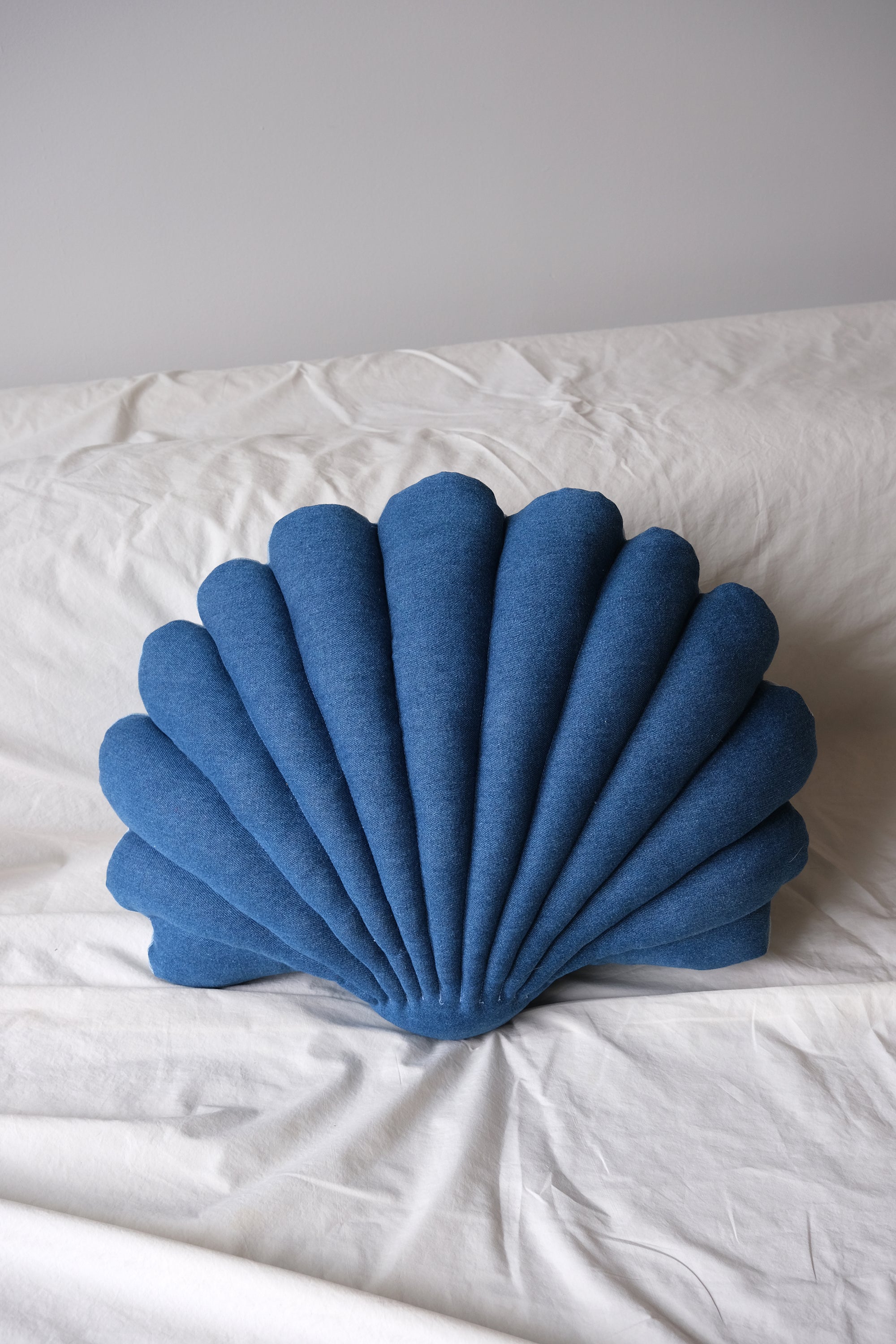 Large denim shell pillow N.4