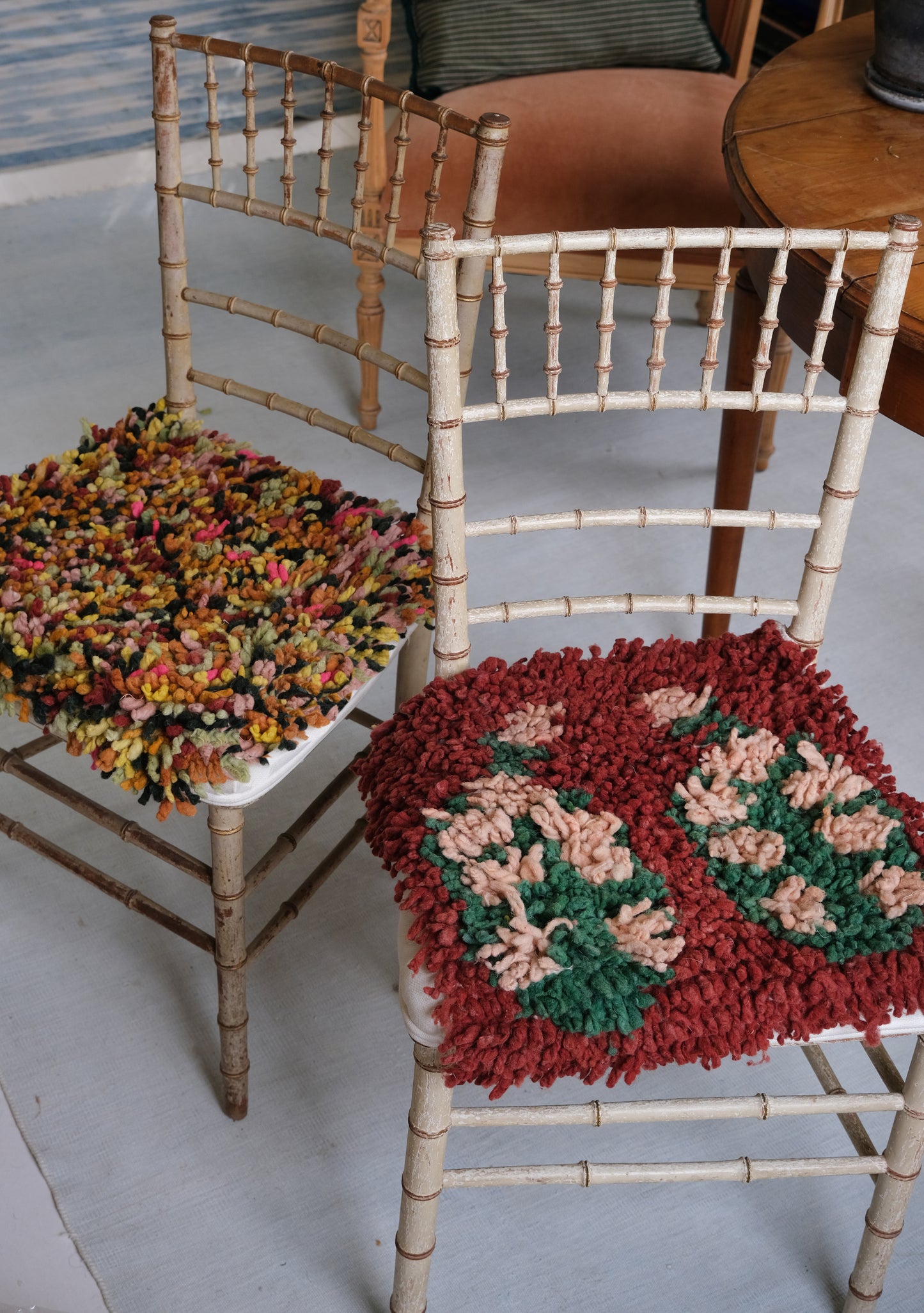 Chair rug - Date fruits in dusty red, sweet green & coral