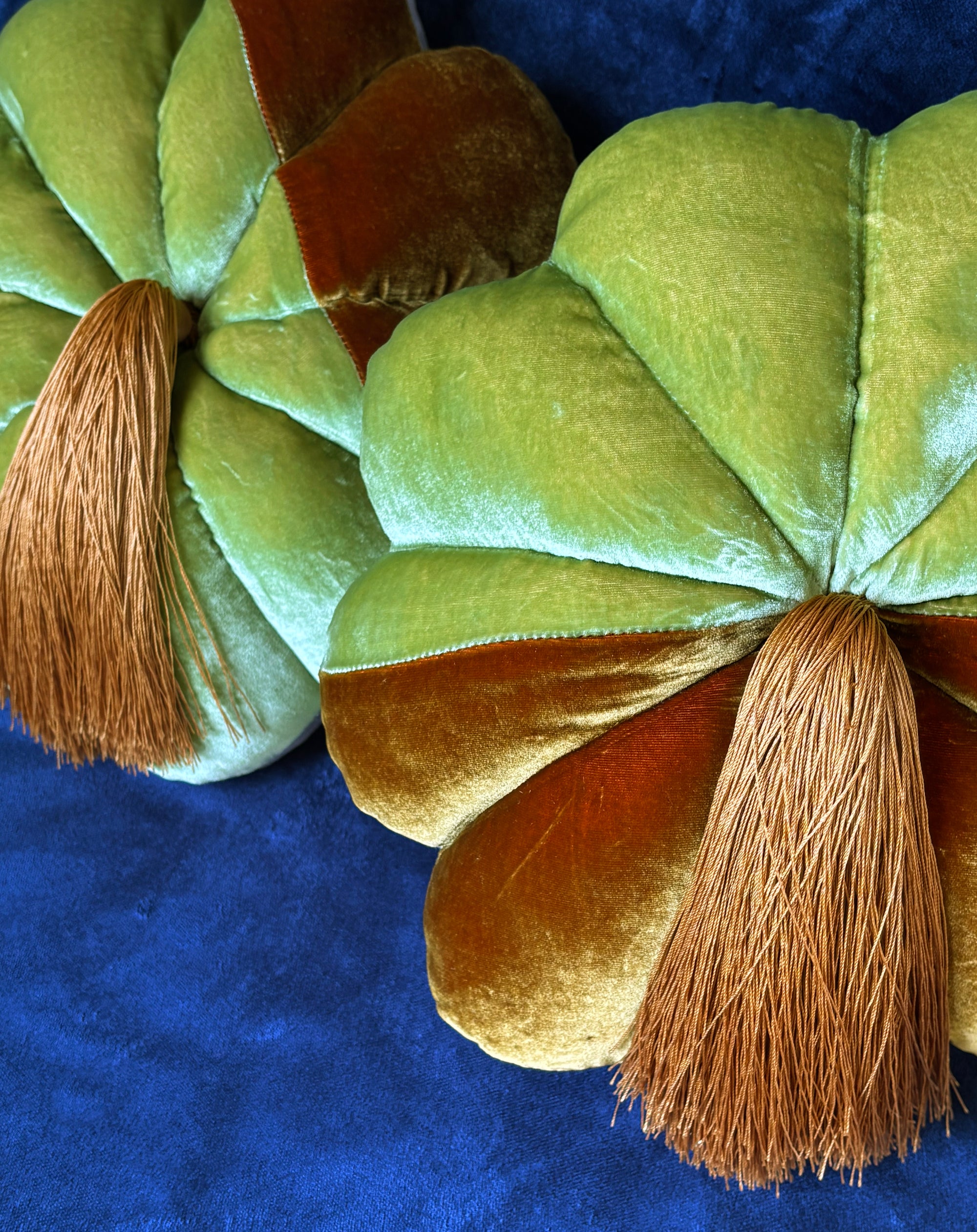 FULL BLOOM, PEAR GREEN & OCHER - OCHER TASSEL