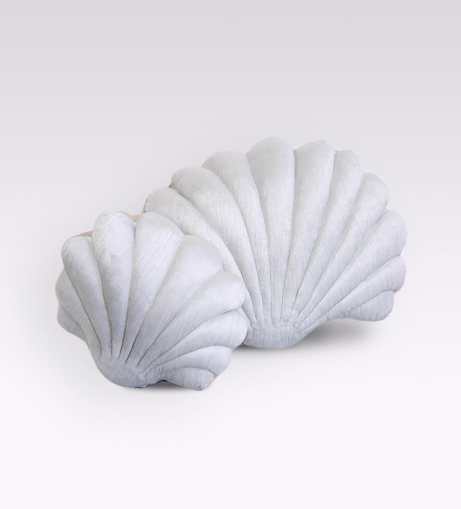 SHELL PILLOWS IN VELVET - ICY BLUE