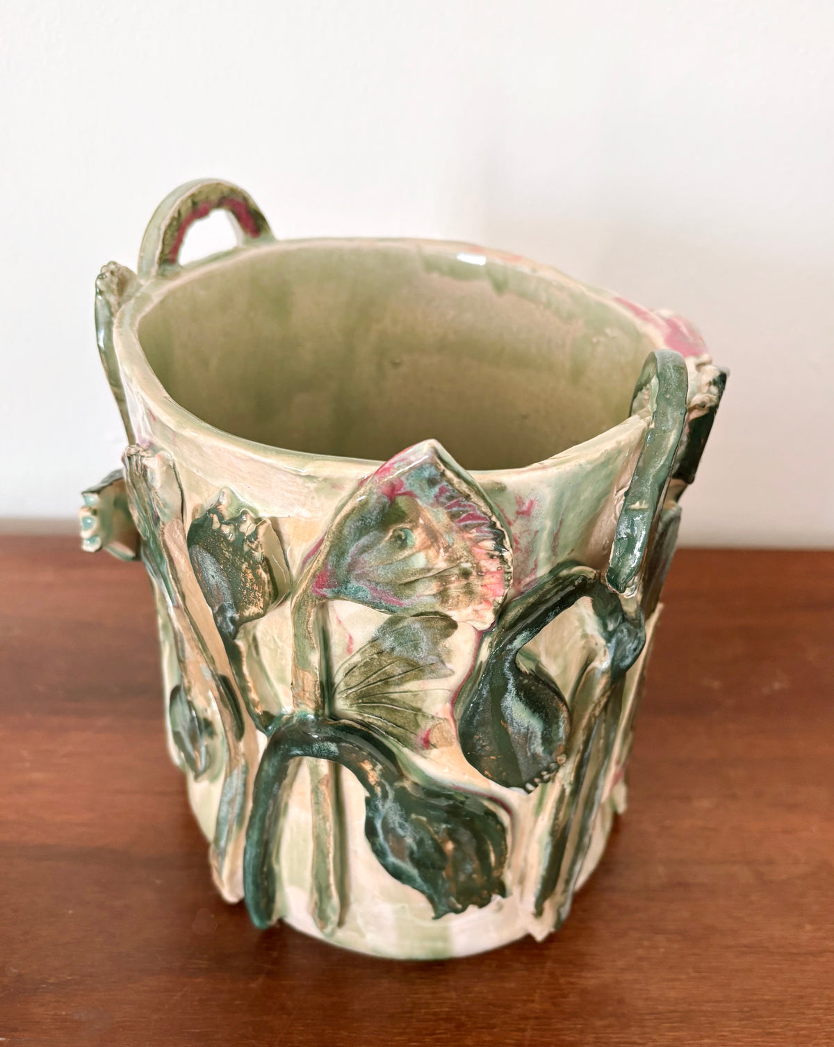 Papyrus flowers vase