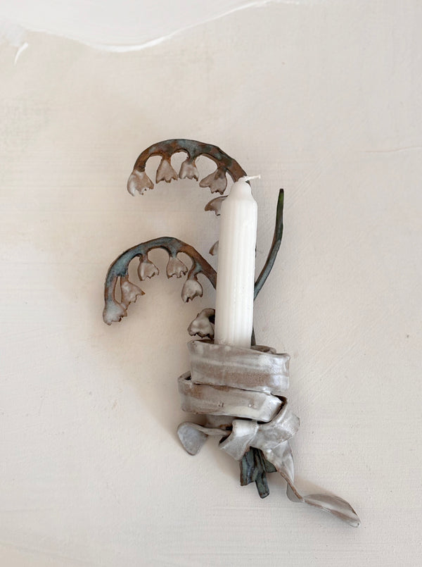 wall posy - Lilly of the valley boutonniere