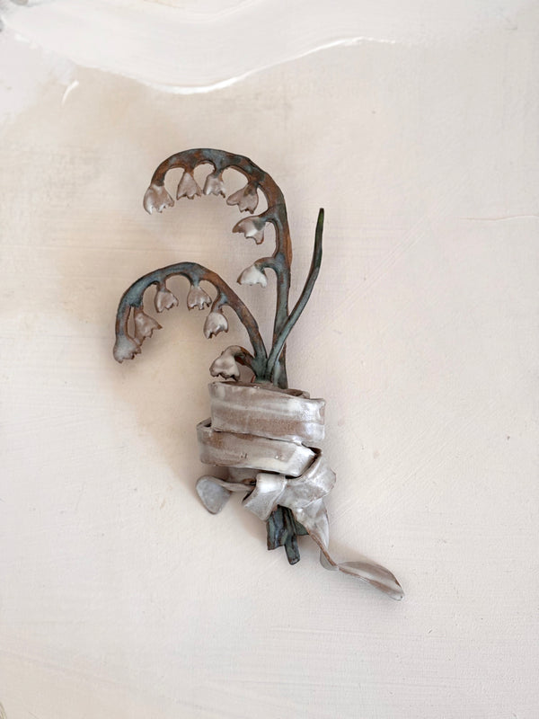 wall posy - Lilly of the valley boutonniere