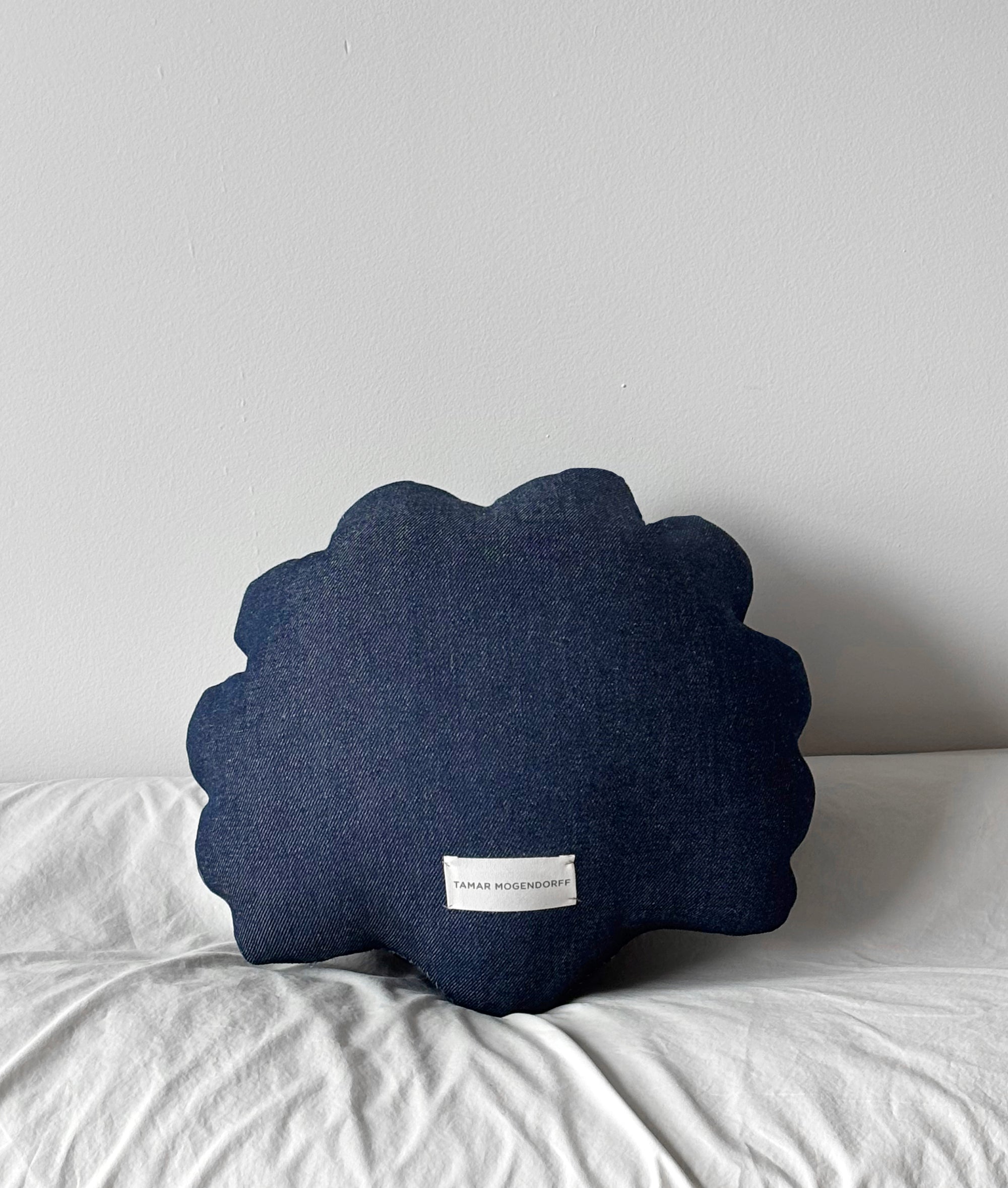 Small denim shell pillow N.7