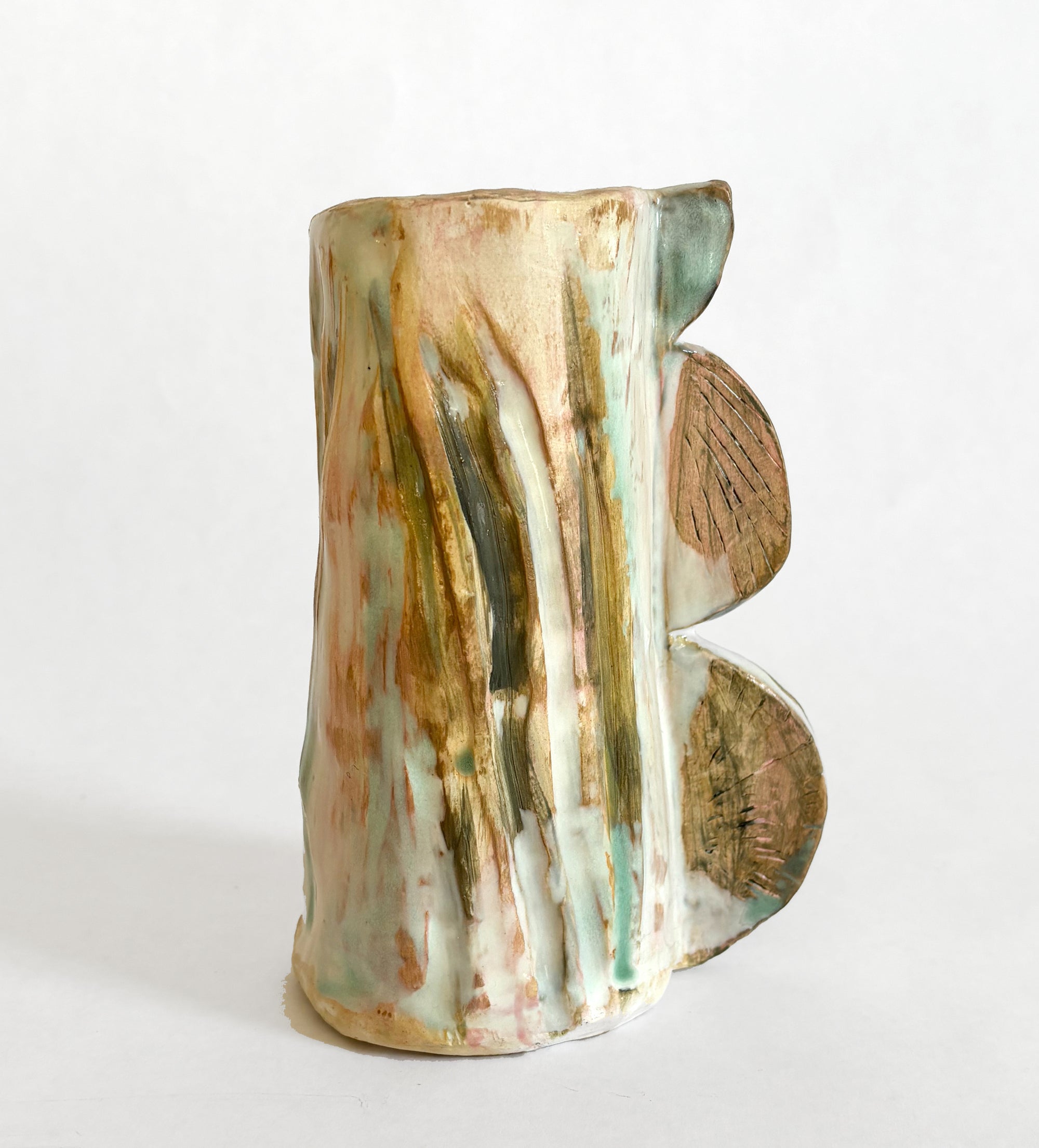 Vase with mountains