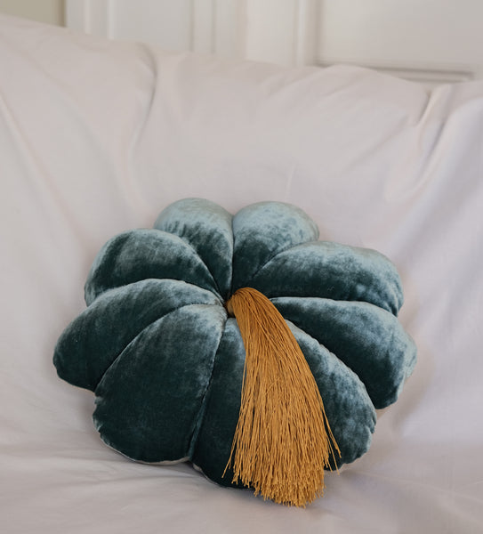 FULL BLOOM, PINE - OCHRE TASSEL