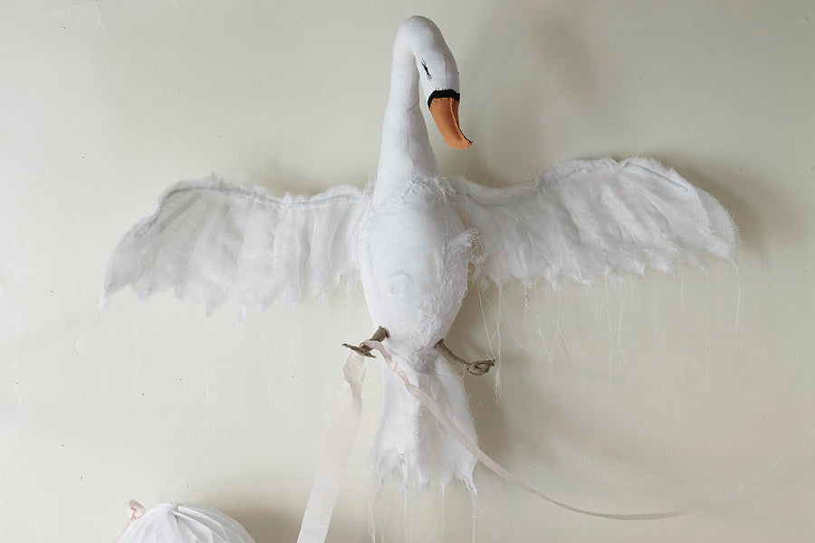 Porcelain -  Photos by Ngoc Minh Ngo
